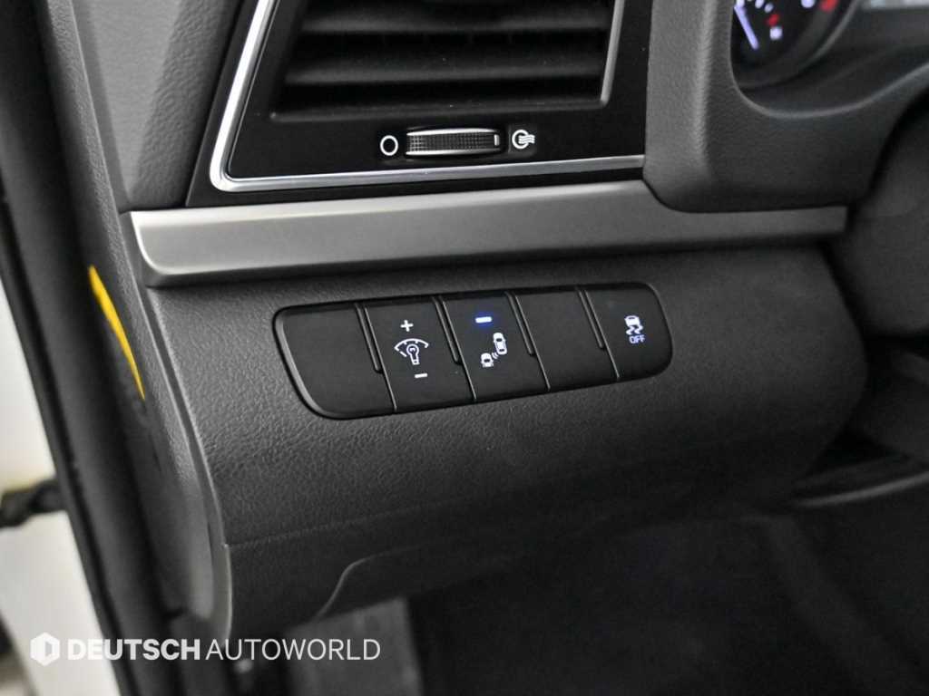 HYUNDAI Avante 2017 Blanco - Importación desde Corea - HF Imports Iquique - Foto 17