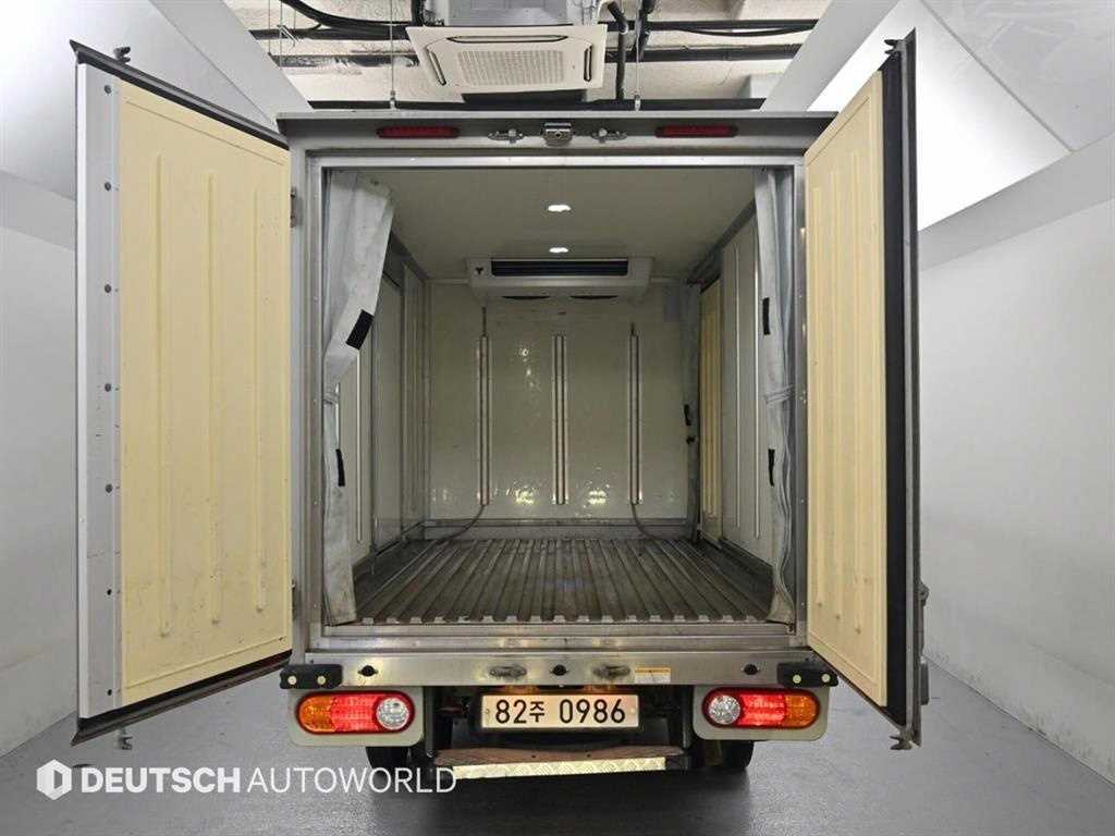Small Truck Freezer Box(High Deck) 2018 Blanco - Importación desde Corea - HF Imports Iquique - Foto 19