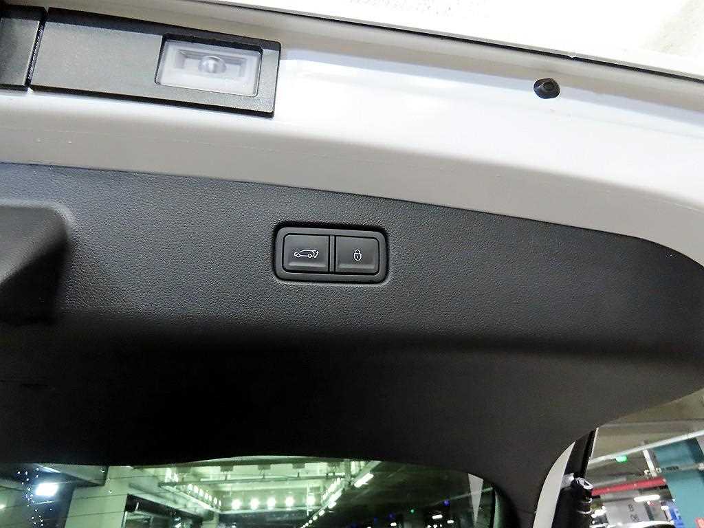 Genesis GV70 2024 Blanco - Importación desde Corea - HF Imports Iquique - Foto 15