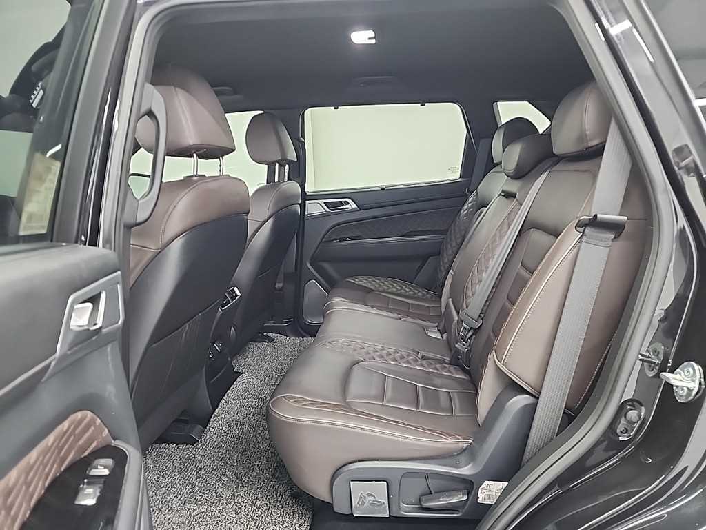 Ssangyong Rexton - Vista 12