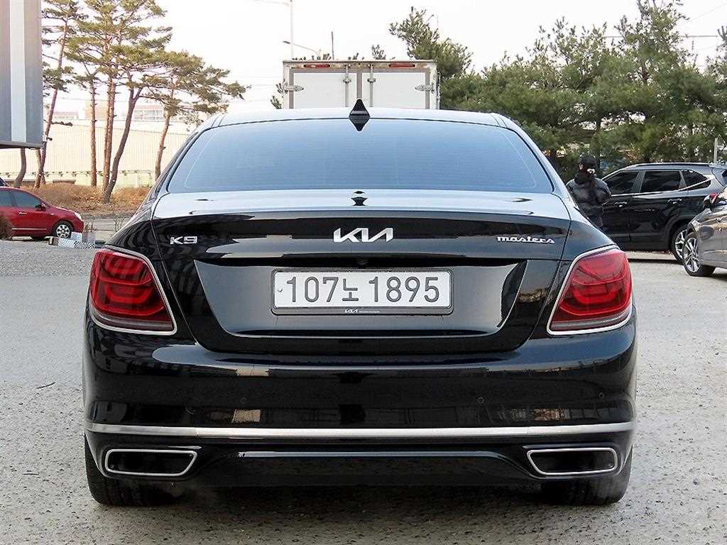 KIA K9 - Vista 4