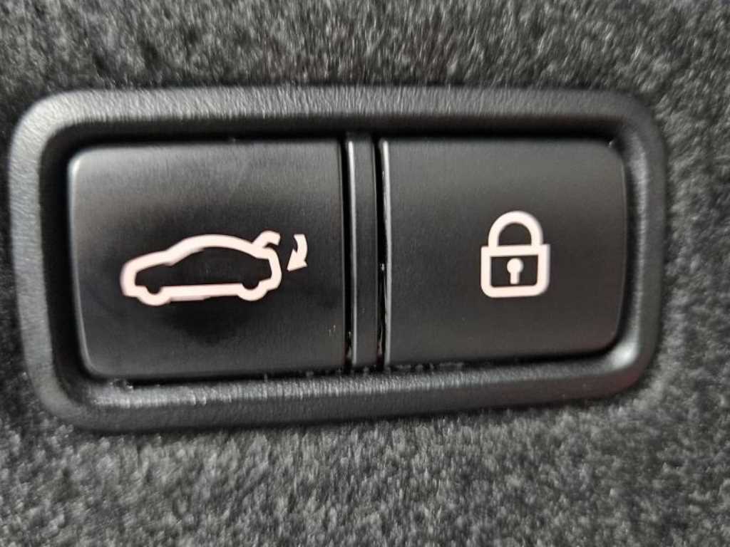 Genesis G80 - Vista 11