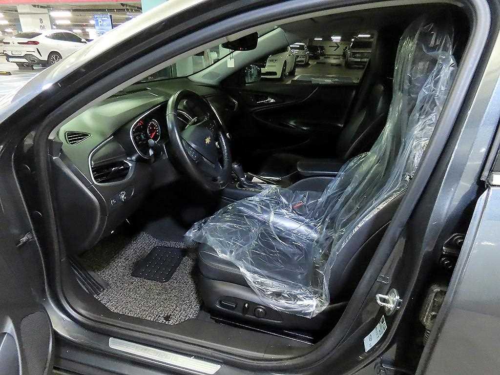 Chevrolet Malibu - Vista 6