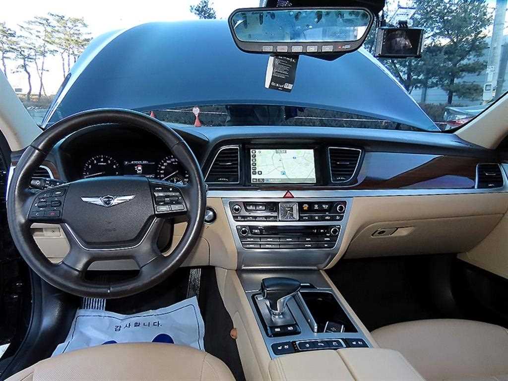 Genesis G80 - Vista 7