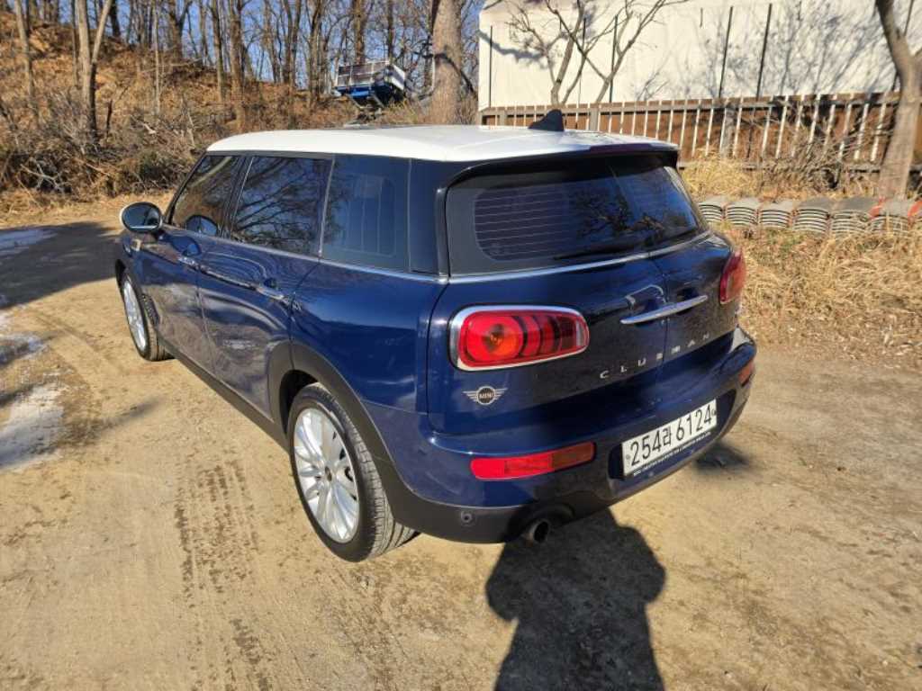 Mini Clubman - Vista 4