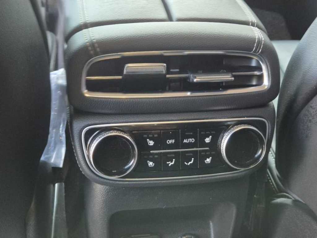 Genesis GV80 - Vista 11