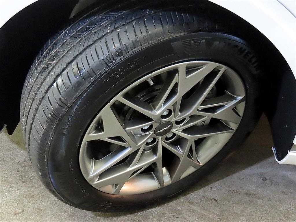 Genesis GV70 2024 Blanco - Importación desde Corea - HF Imports Iquique - Foto 20