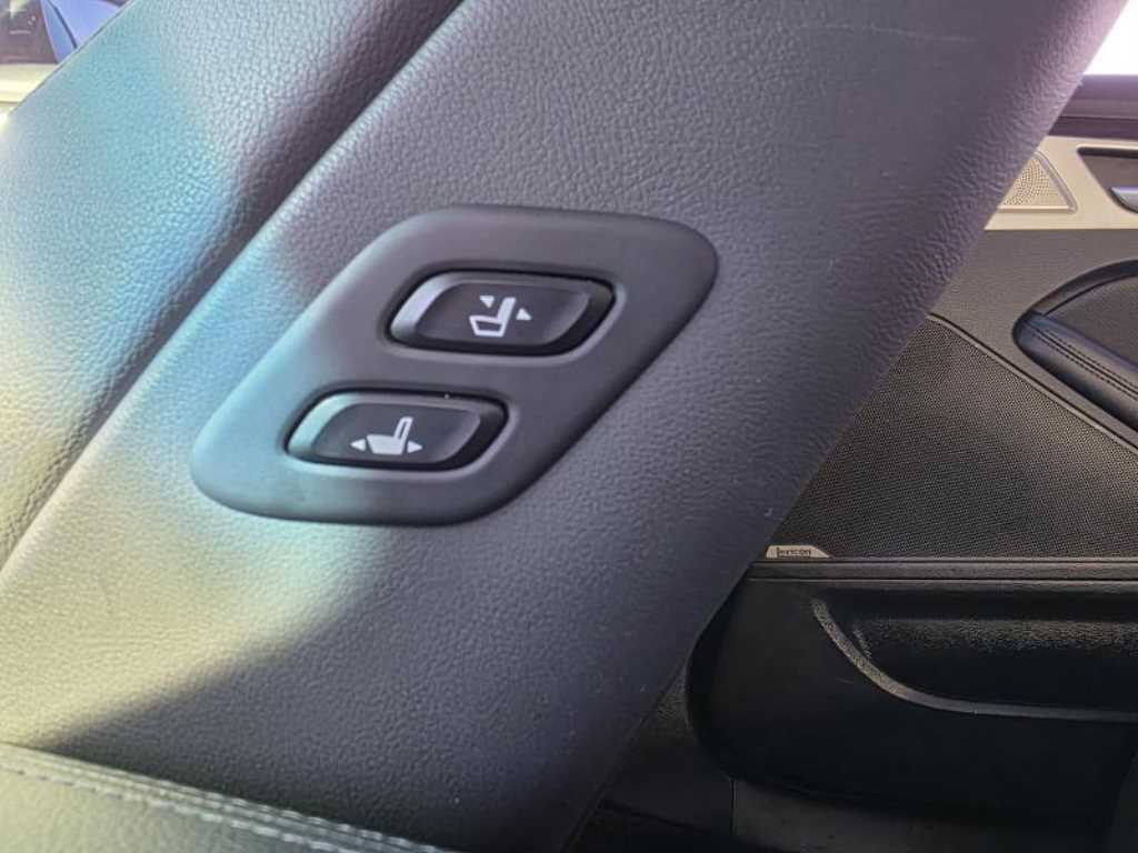 Genesis G80 - Vista 10