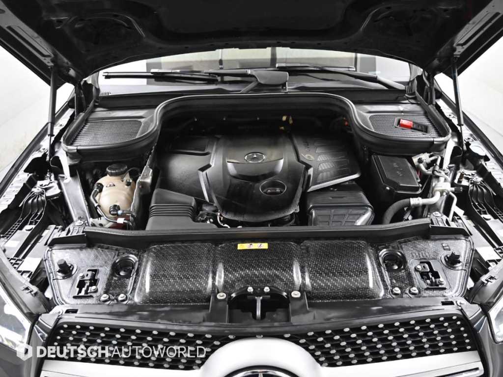 Mercedes Benz GLE Class - Vista 6