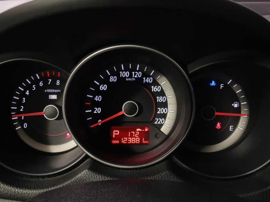 KIA Forte 2010 Plateado - Importación desde Corea - HF Imports Iquique - Foto 13