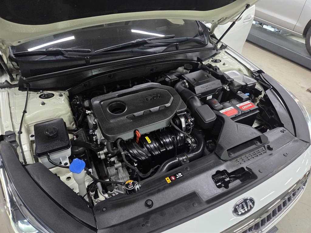 KIA K7 2017 Blanco - Importación desde Corea - HF Imports Iquique - Foto 18