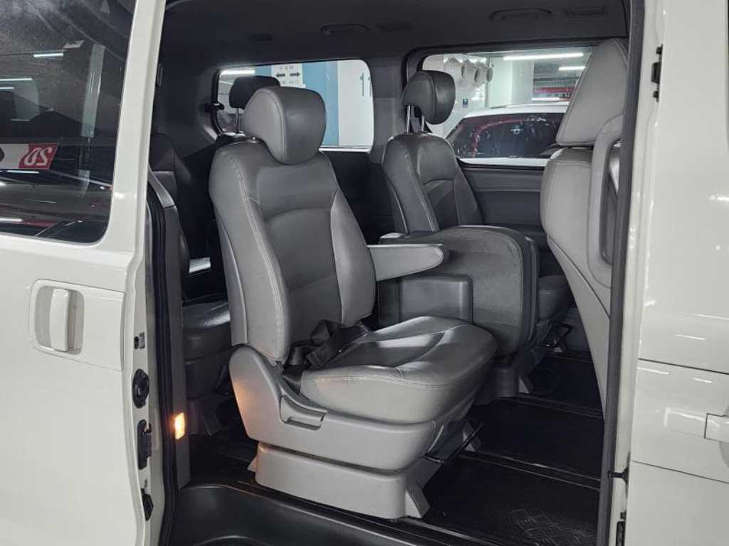 HYUNDAI Starex 2019 Blanco - Importación desde Corea - HF Imports Iquique - Foto 17