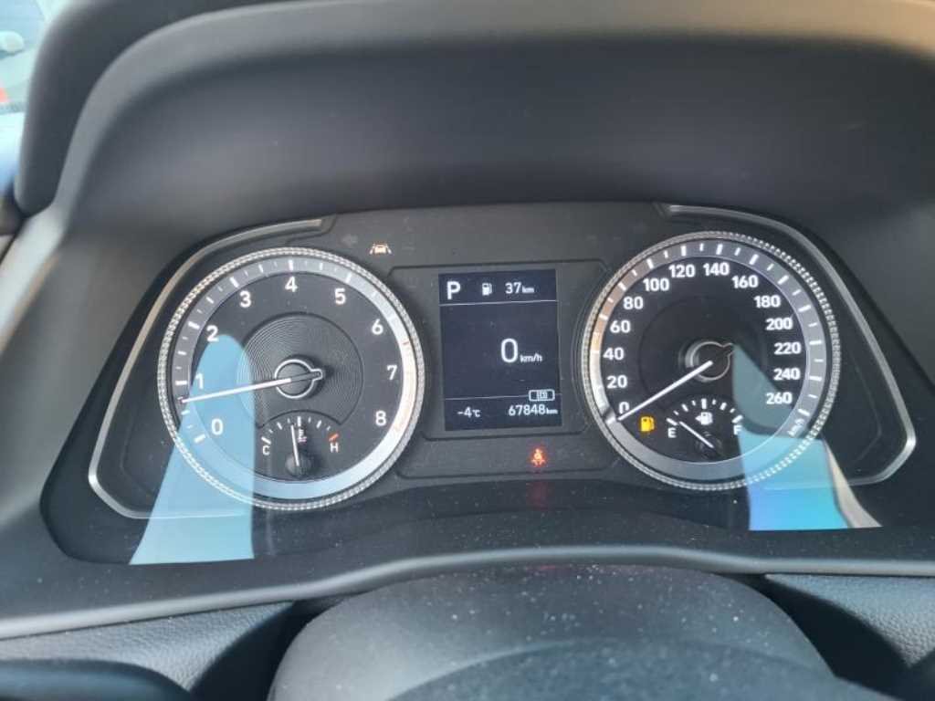 HYUNDAI Sonata - Vista 10