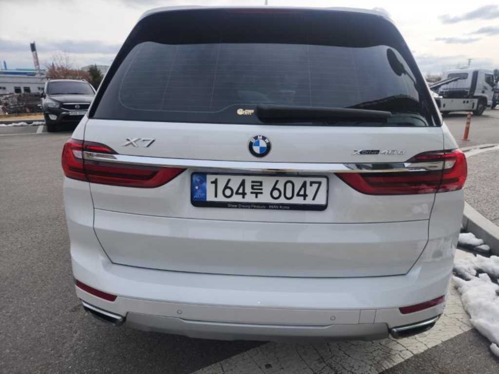 BMW X7 - Vista 5