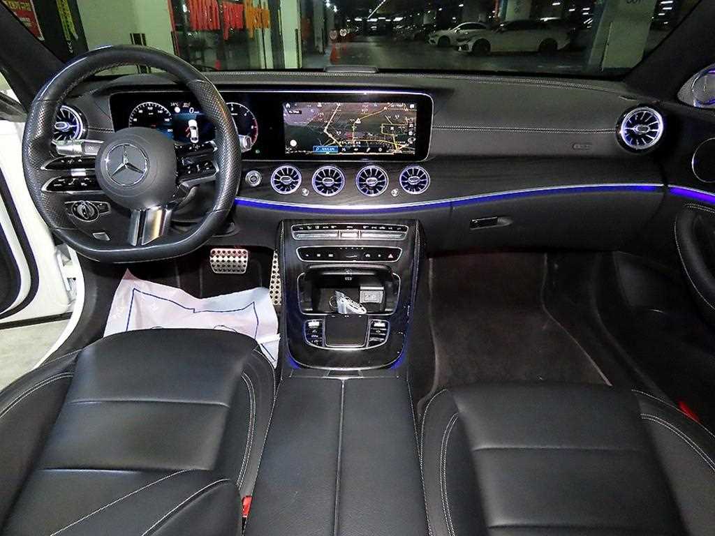 Mercedes Benz E class - Vista 10