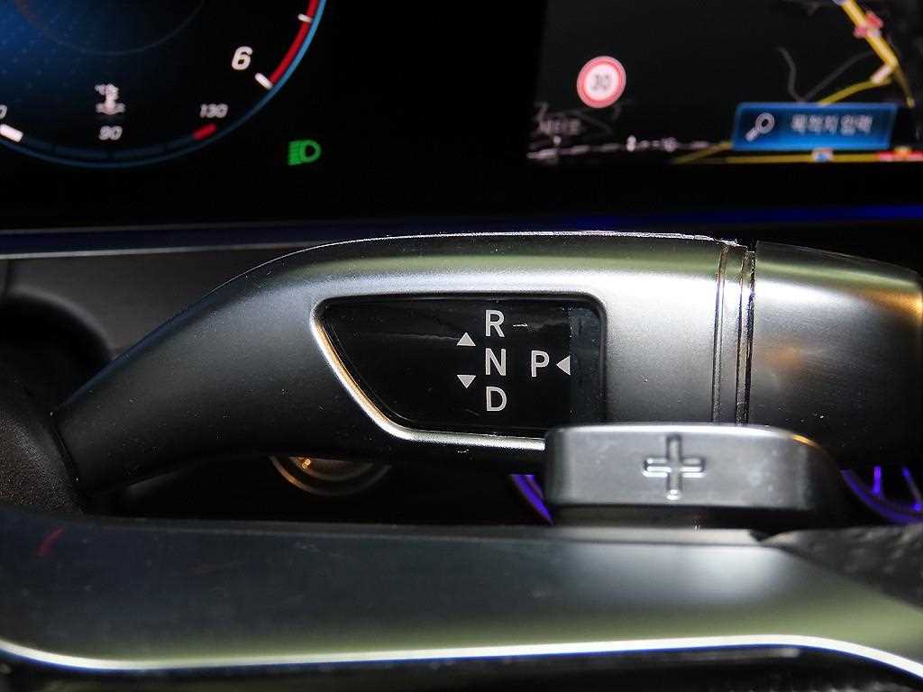 Mercedes Benz E class 2021 Blanco - Importación desde Corea - HF Imports Iquique - Foto 13