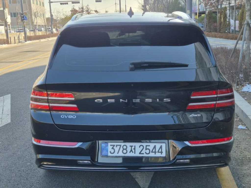 Genesis GV80 - Vista 5