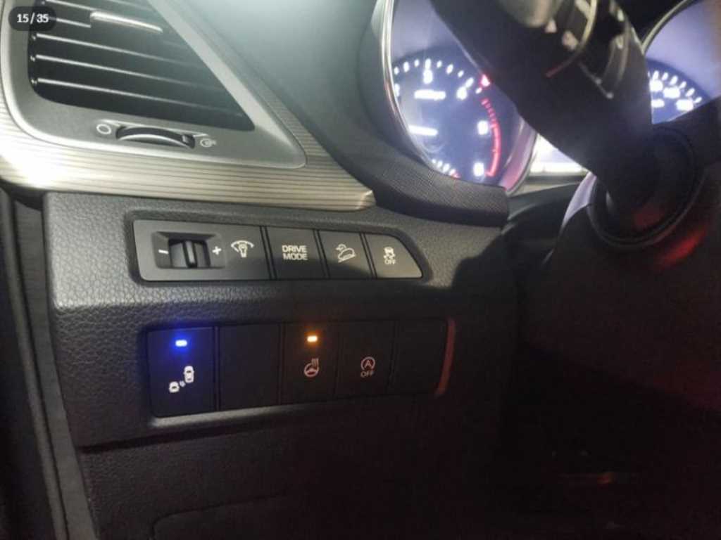 HYUNDAI Maxcruz - Vista 12