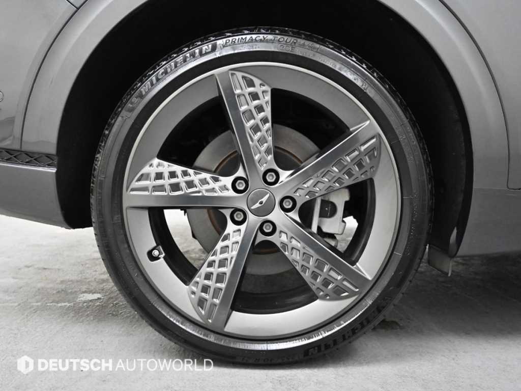 Genesis GV70 - Vista 5