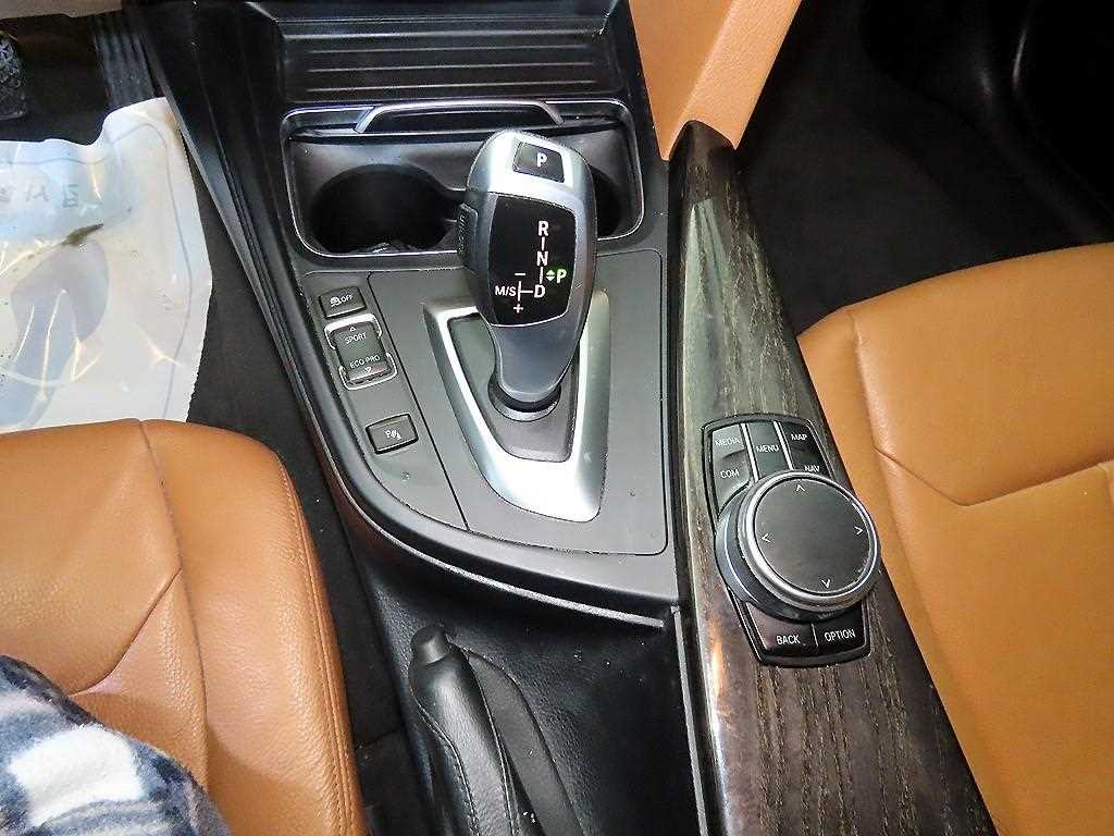 BMW 3 series - Vista 12