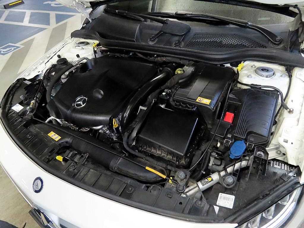 Mercedes Benz GLA Class 2015 Blanco - Importación desde Corea - HF Imports Iquique - Foto 19