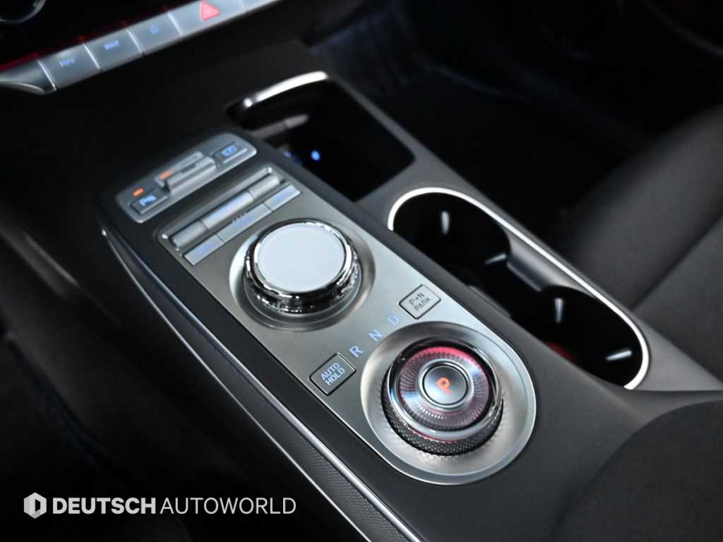 Genesis GV70 - Vista 9