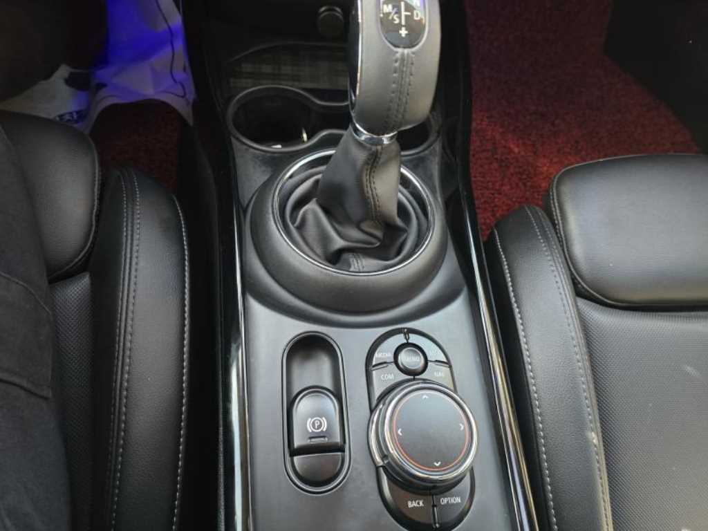 Mini Clubman 2019 Azul - Importación desde Corea - HF Imports Iquique - Foto 18