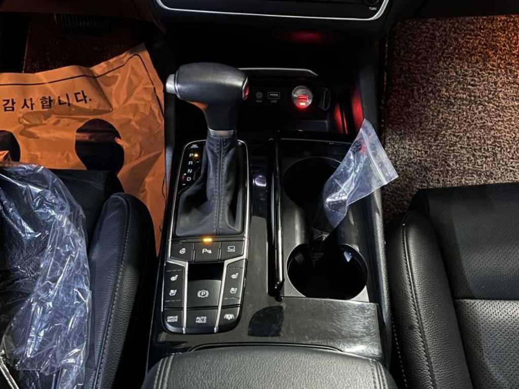 KIA K7 2018 Negro - Importación desde Corea - HF Imports Iquique - Foto 15