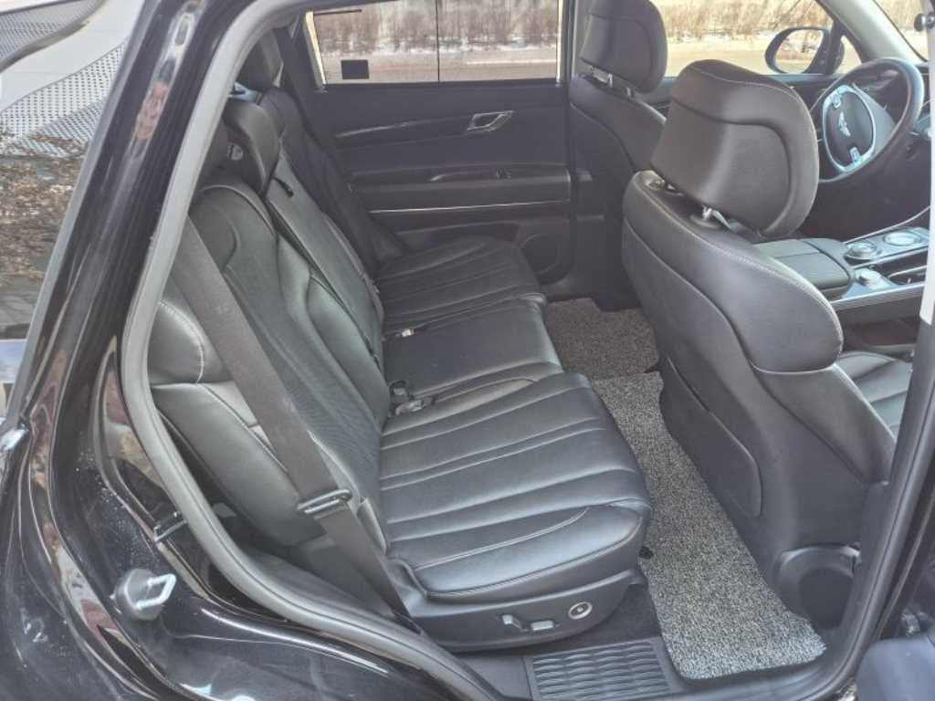 Genesis GV80 - Vista 10