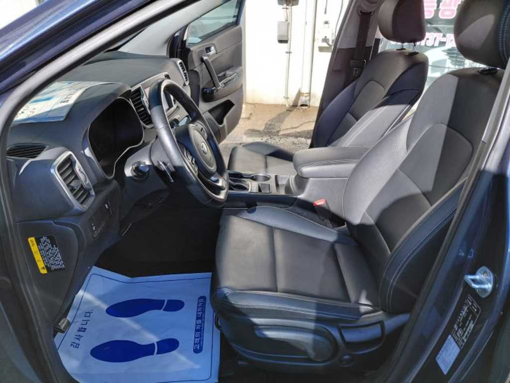 KIA Sportage - Vista 11