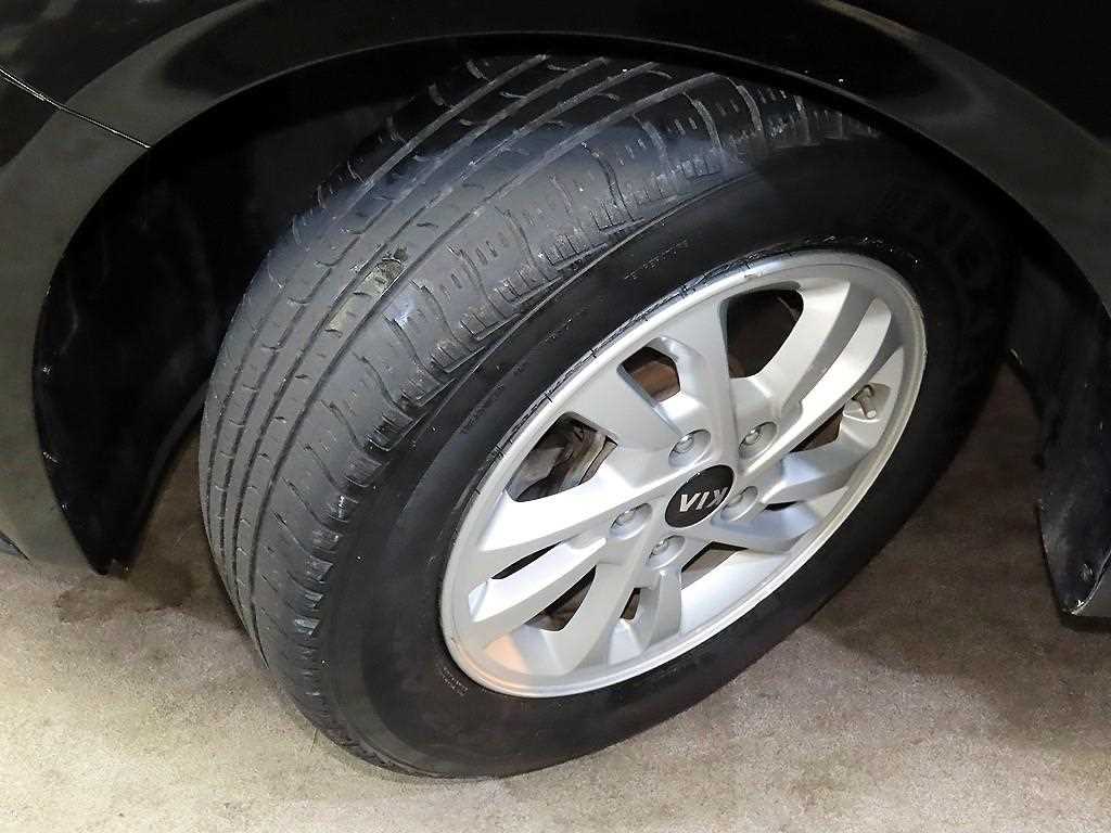 KIA K3 2019 Negro - Importación desde Corea - HF Imports Iquique - Foto 19