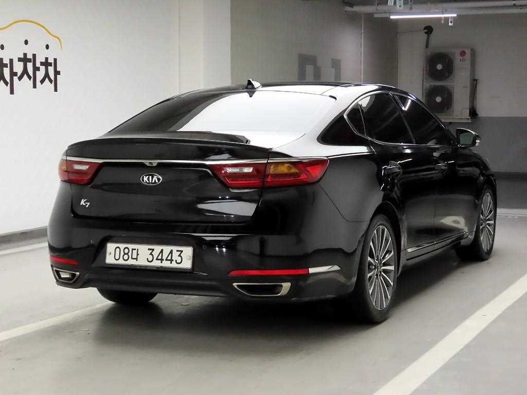 KIA K7 - Vista 4