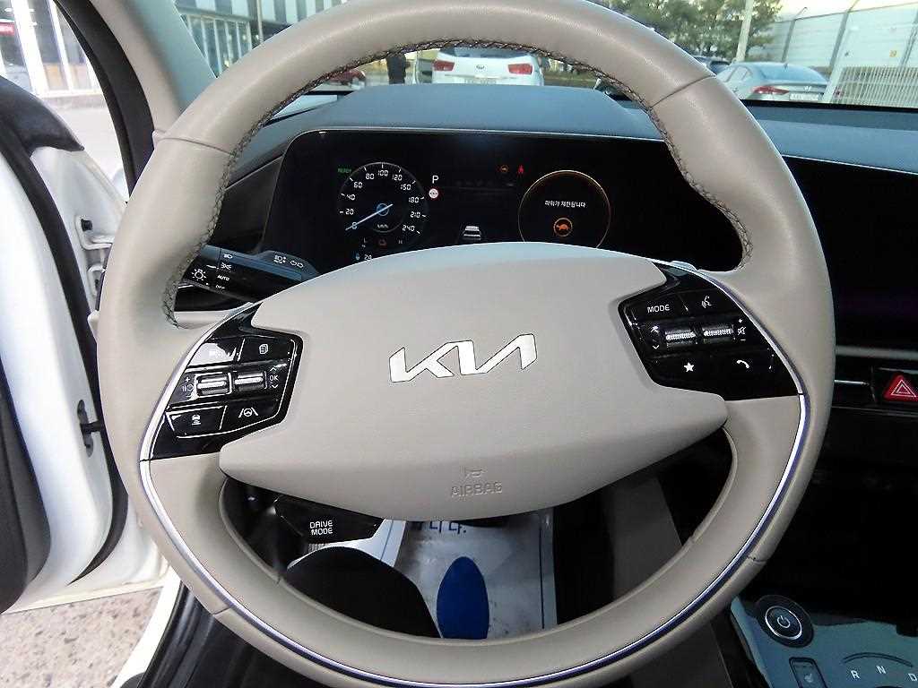 KIA Niro - Vista 8