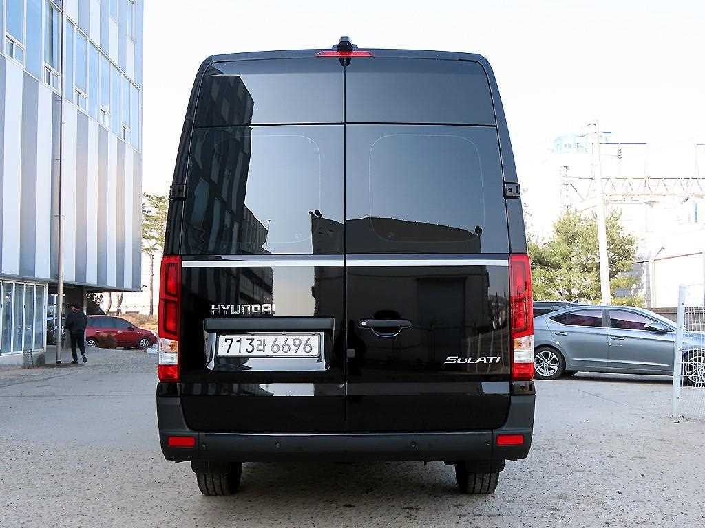 HYUNDAI Solati - Vista 4