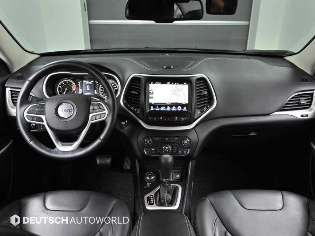 Jeep Cherokee - Vista 7