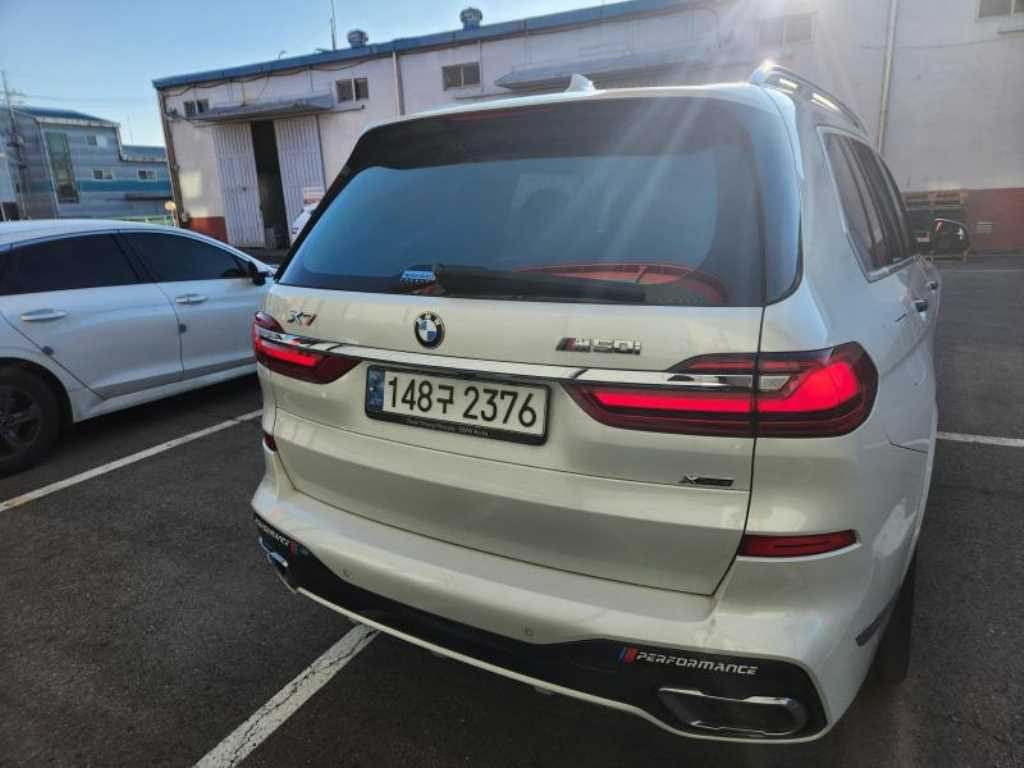 BMW X7 - Vista 5
