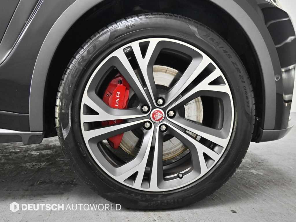 Jaguar F-PACE - Vista 5