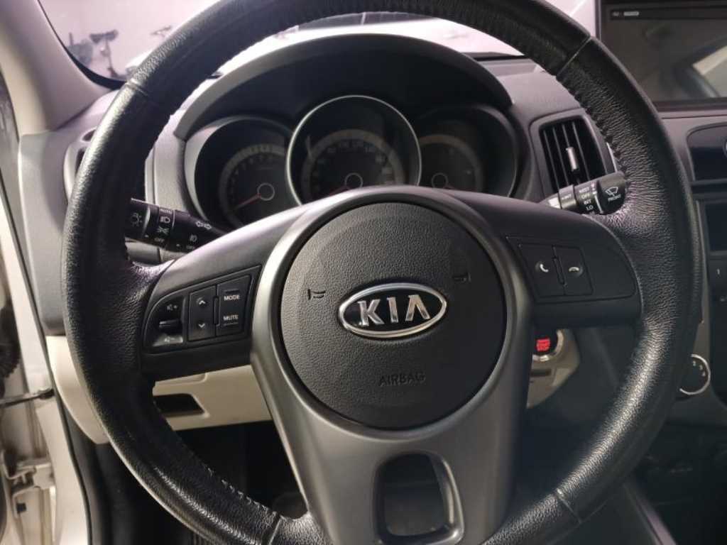 KIA Forte - Vista 12