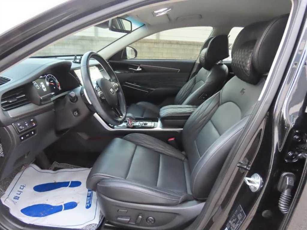 KIA K7 - Vista 5