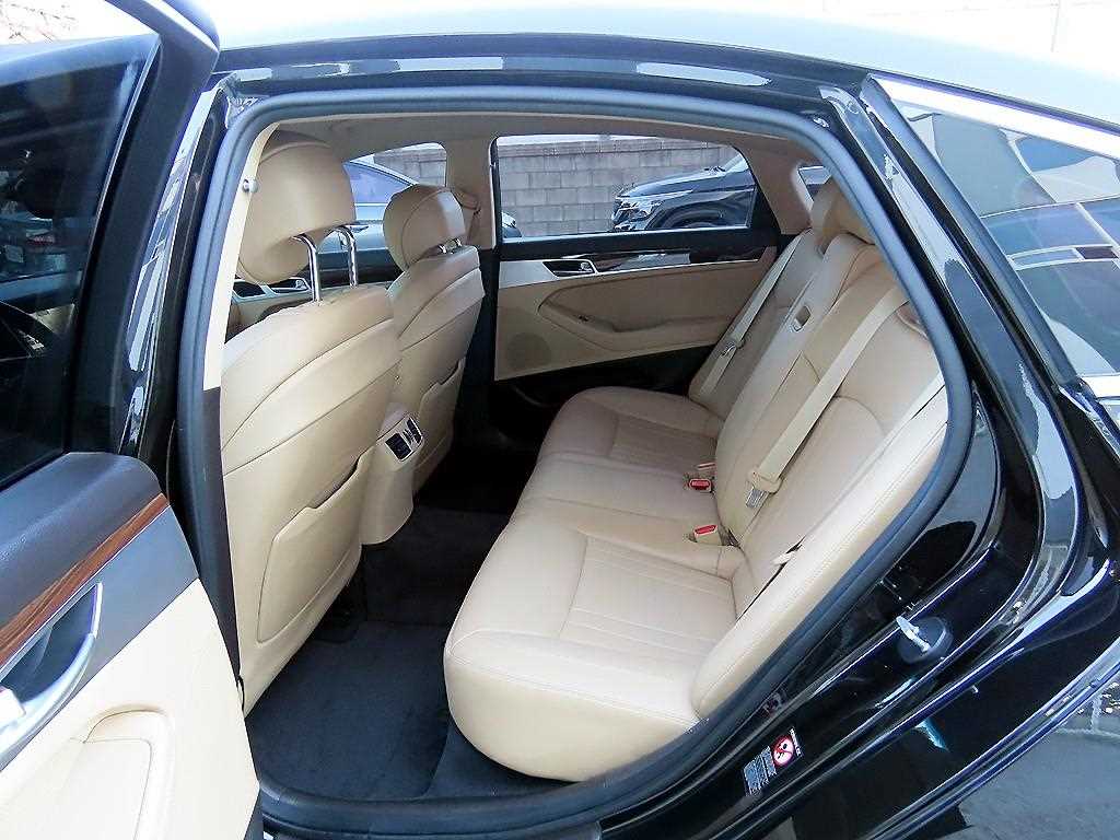 Genesis G80 - Vista 5