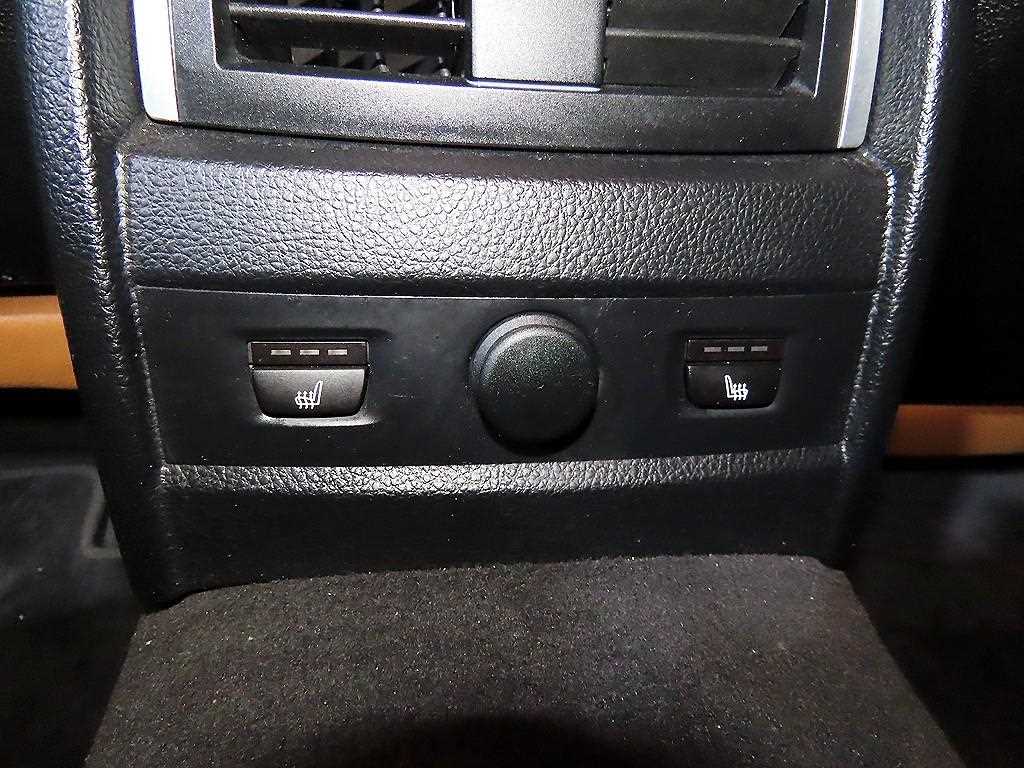 BMW 3 series 2018 Negro - Importación desde Corea - HF Imports Iquique - Foto 15