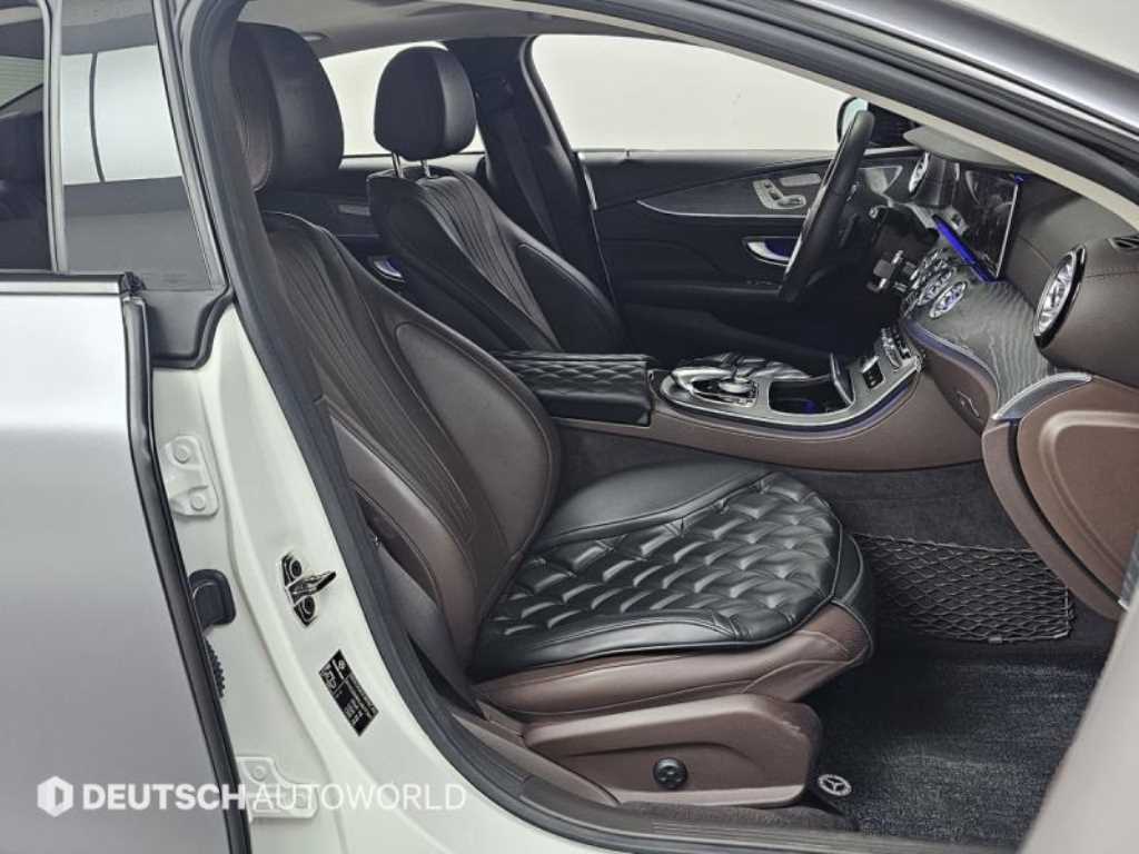 Mercedes Benz CLS Class - Vista 10