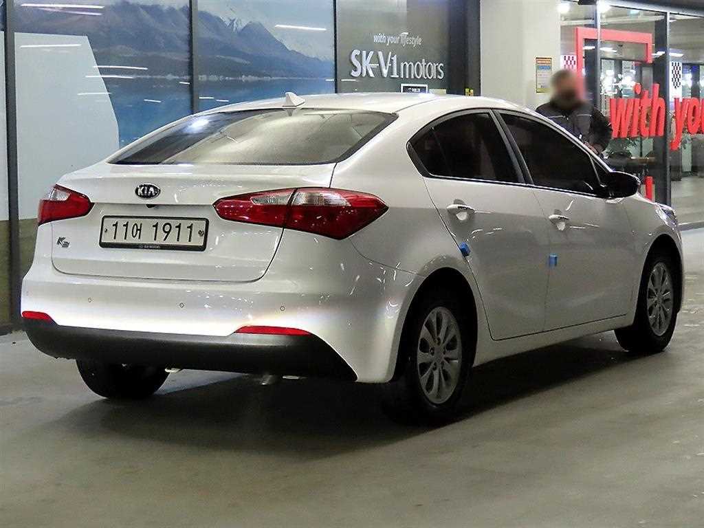 KIA K3 - Vista 4