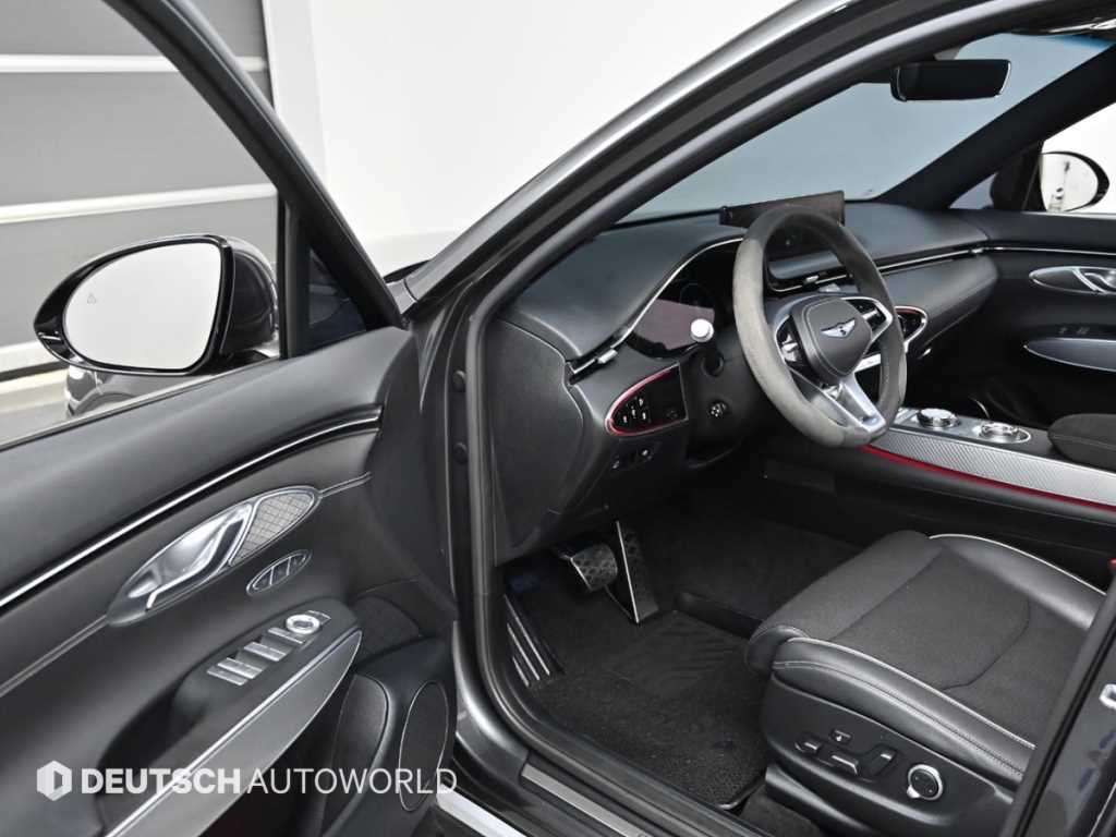 Genesis GV70 - Vista 11