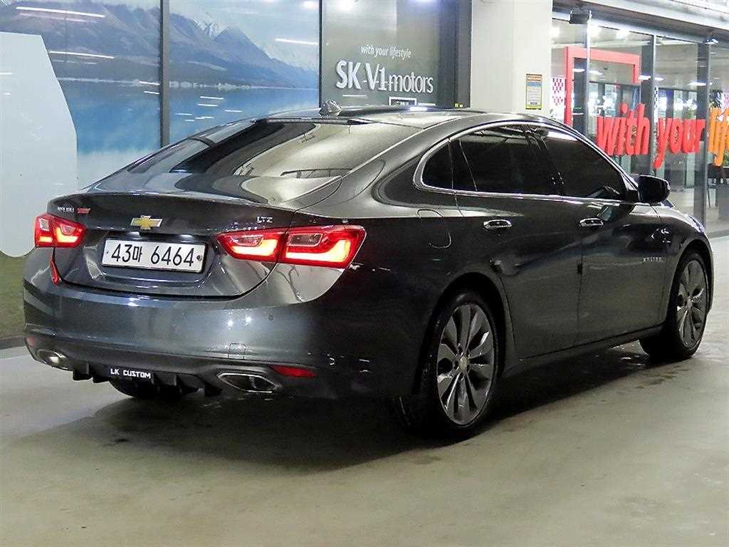 Chevrolet Malibu - Vista 4