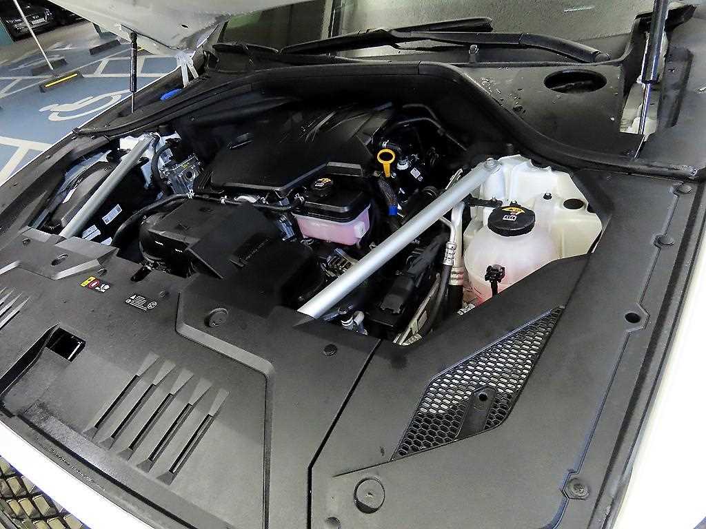 Genesis GV70 2024 Blanco - Importación desde Corea - HF Imports Iquique - Foto 19