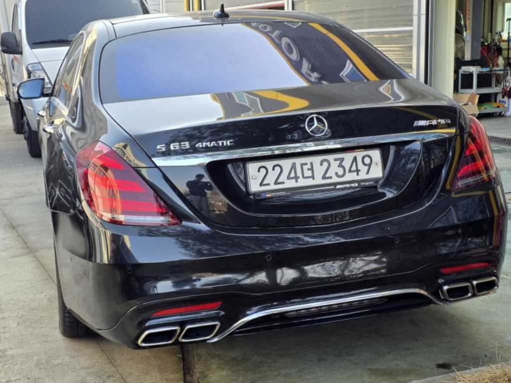 Mercedes Benz S Class - Vista 10