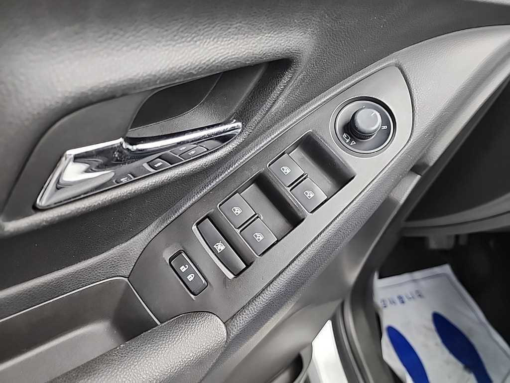 Chevrolet Trax 2014 Plateado - Importación desde Corea - HF Imports Iquique - Foto 17