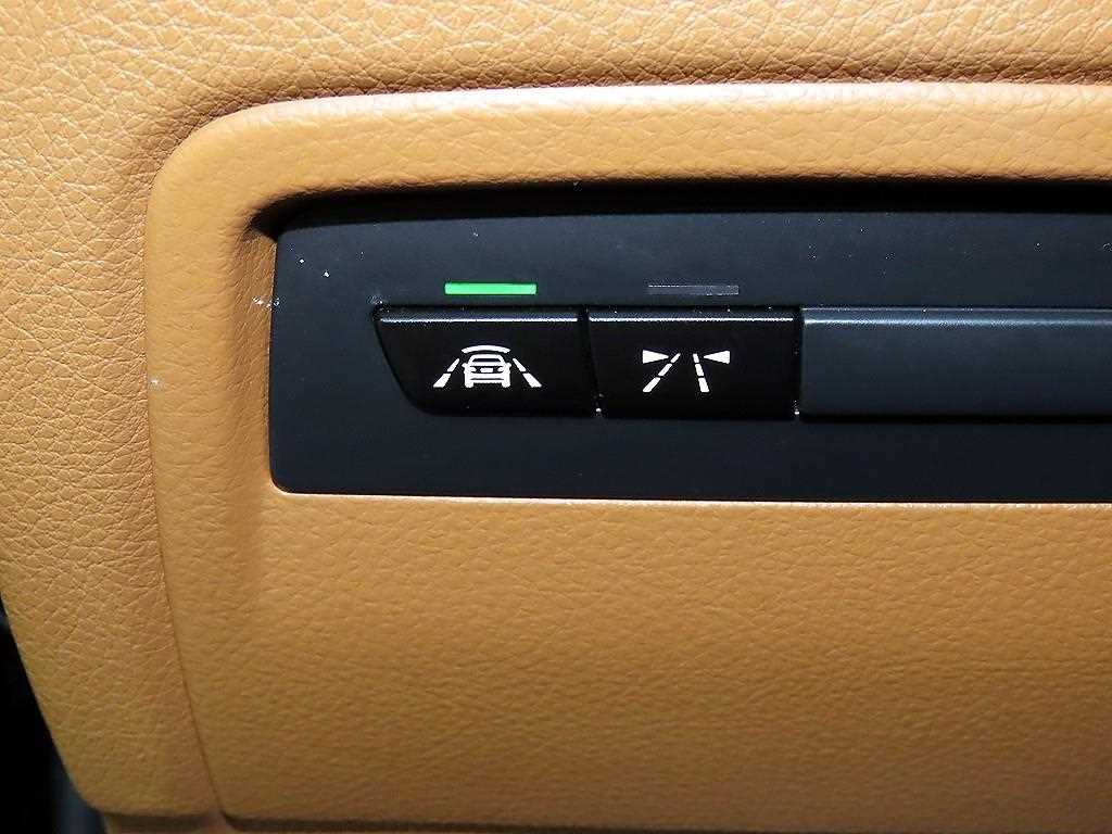 BMW 3 series 2018 Negro - Importación desde Corea - HF Imports Iquique - Foto 14