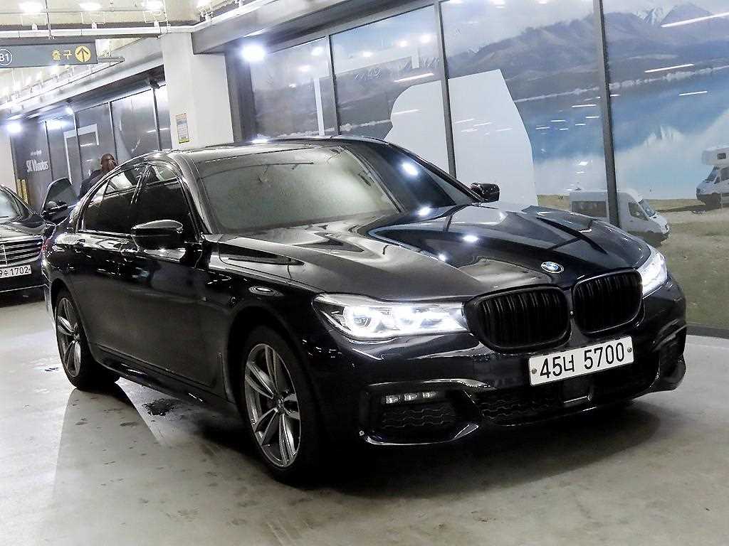 BMW 7 Series 2018 Azul - Importación desde Corea - HF Imports Iquique - Foto 1